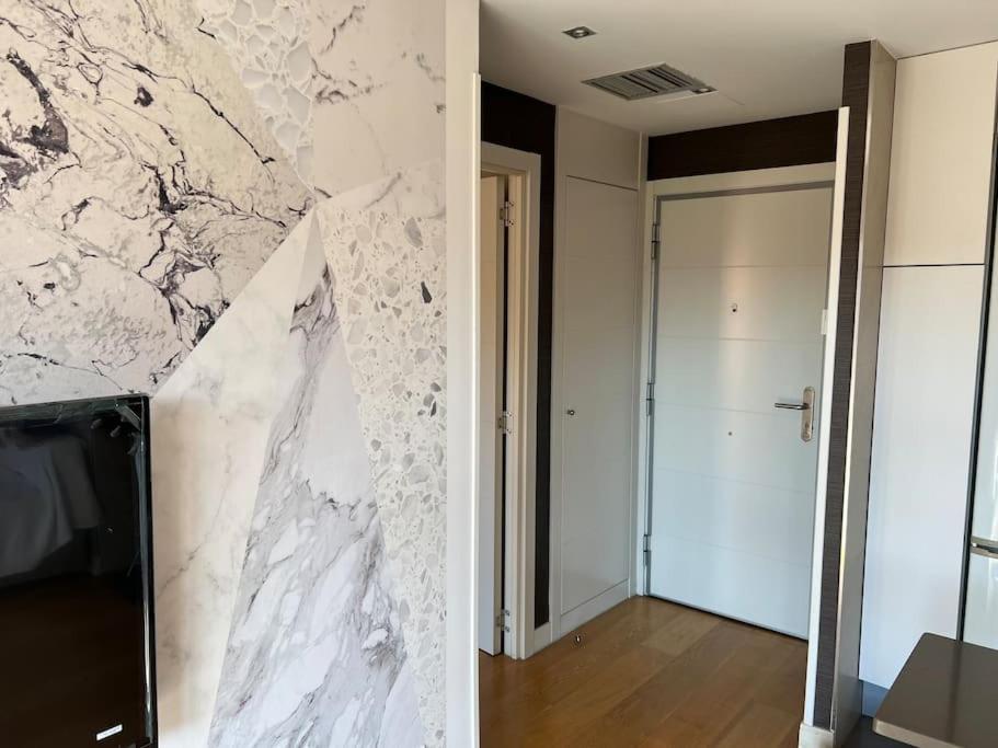 Relajate Despues De Patear Madrid Lägenhet Exteriör bild