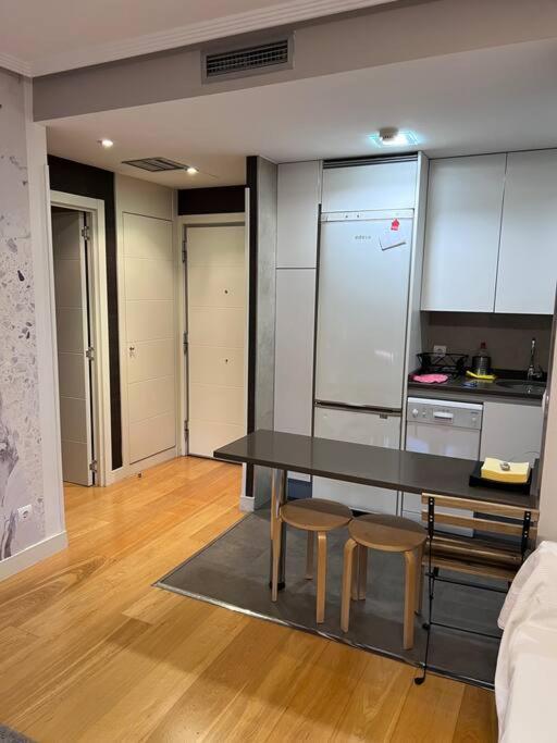 Relajate Despues De Patear Madrid Lägenhet Exteriör bild